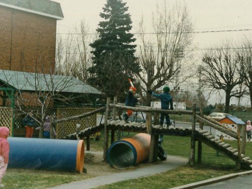 Cour extérieure en 1988